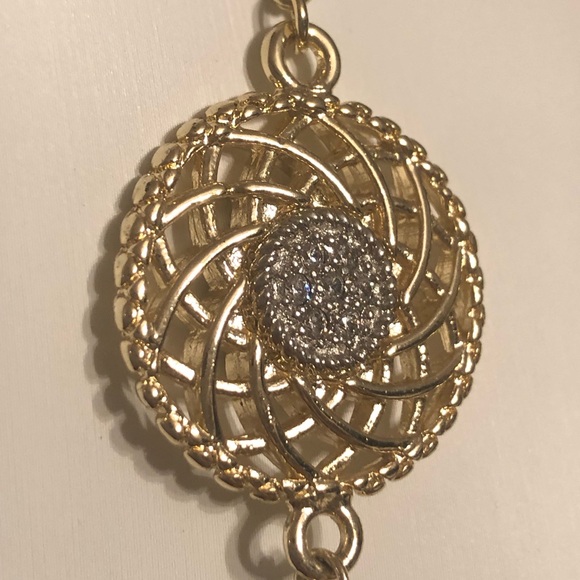 Beautiful Gold Tone Disk & Clear Crystals Necklace - Picture 3 of 6